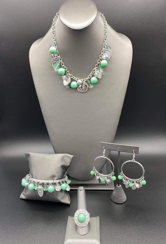 Glimpses of Malibu - Complete Trend Blend April 2020