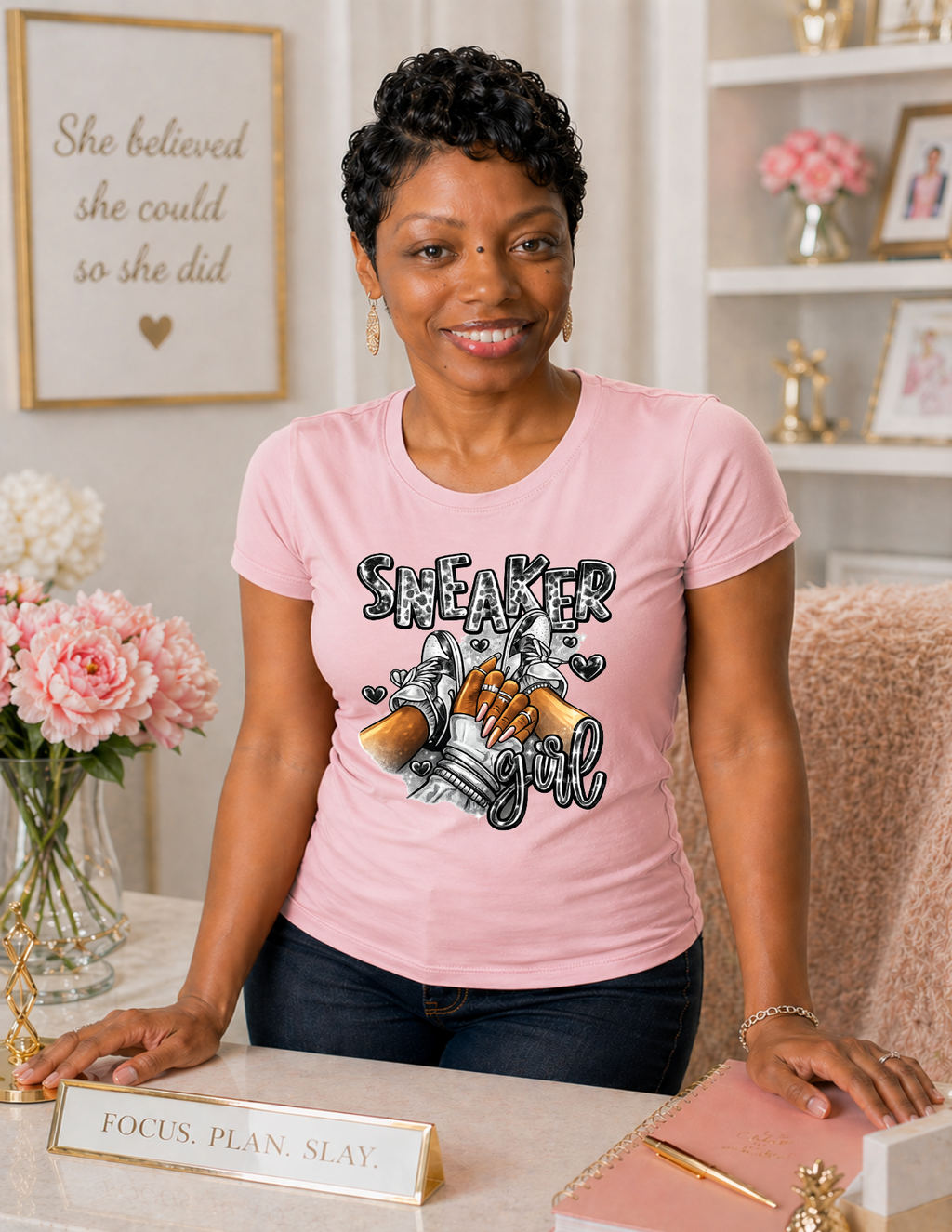 Sneaker Girl-T-shirt